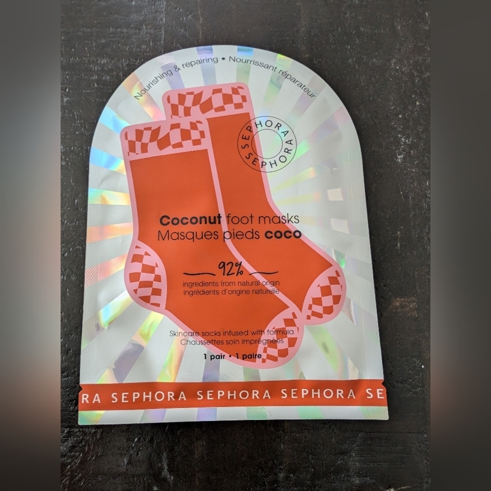 🎀$5 Sephora Limited Edition Coconut Foot Masks with Orange Design